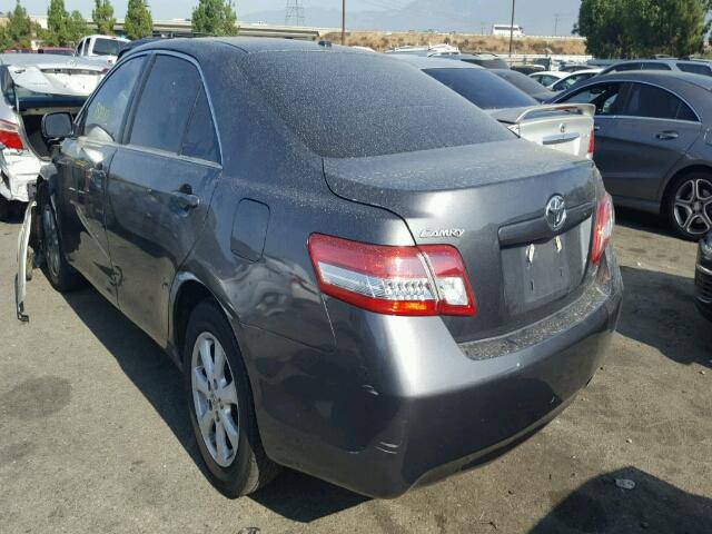 4T1BF3EK2AU084086 - 2010 TOYOTA CAMRY BASE GRAY photo 3