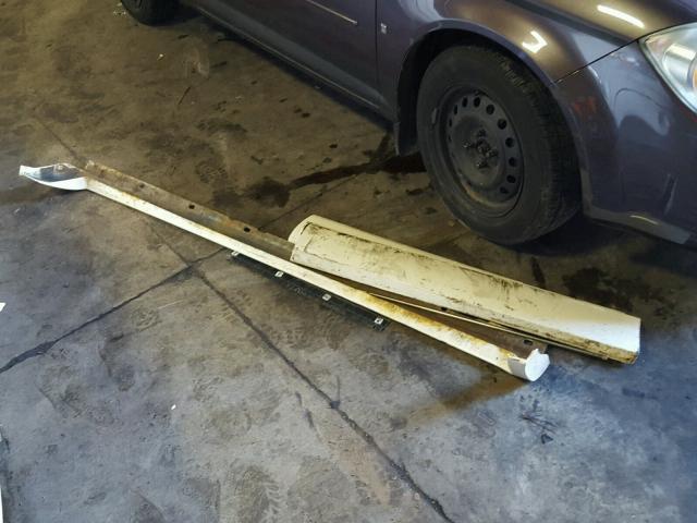 2G4WB52K041312177 - 2004 BUICK REGAL LS WHITE photo 9