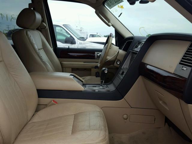 5LMFU28556LJ01447 - 2006 LINCOLN NAVIGATOR BLACK photo 5