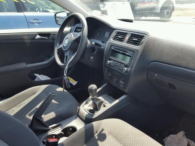 3VW1K7AJ5CM377128 - 2012 VOLKSWAGEN JETTA BASE 灰色 照片 5