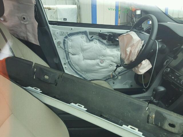 SHHFK7H93HU227579 - 2017 HONDA CIVIC SPOR WHITE photo 5