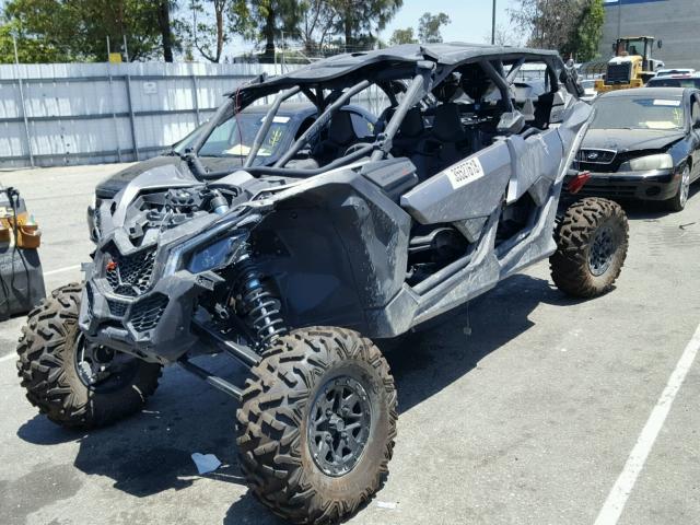 3JBVNAW21JK000267 - 2018 CAN-AM MAVERICK X BLACK photo 2