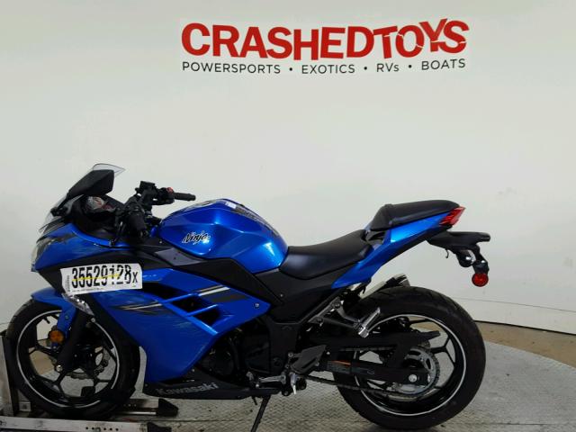 JKAEX8A12HDA30836 - 2017 KAWASAKI EX300 A BLUE photo 5