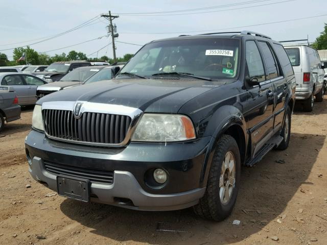 5LMFU28RX3LJ02625 - 2003 LINCOLN NAVIGATOR Grün Foto 2