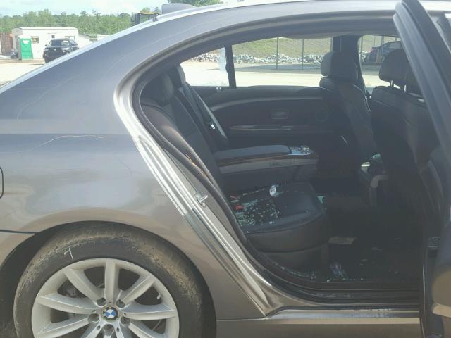 WBAHN83587DT66413 - 2007 BMW 750 GRAY photo 6