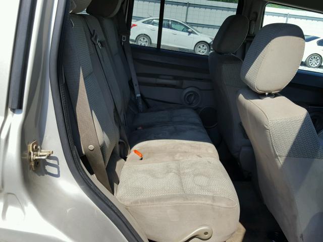 1J8HH48P17C505826 - 2007 JEEP COMMANDER Gümüş foto 6