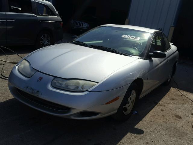 1G8ZP12802Z237463 - 2002 SATURN SC1 SILVER photo 2