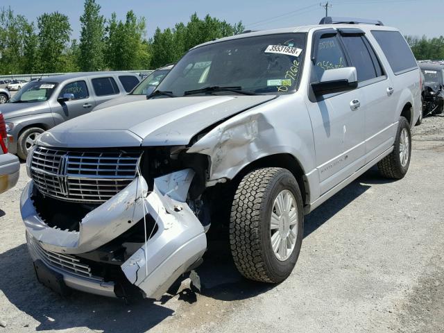 5LMJJ3J52BEJ03948 - 2011 LINCOLN NAVIGATOR 灰色 照片 2