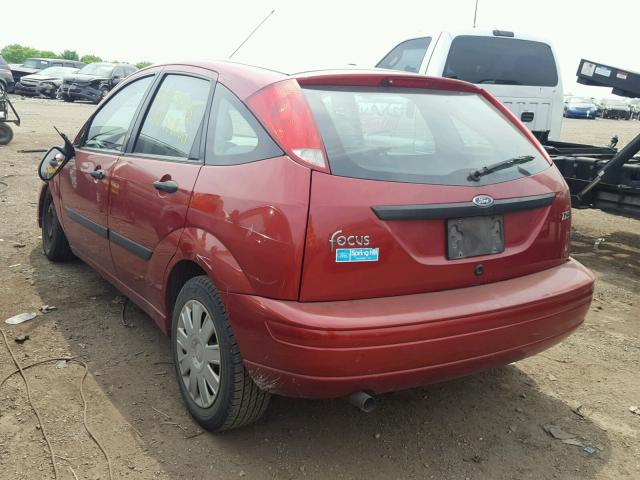 3FAFP373X4R108130 - 2004 FORD FOCUS ZX5 RED photo 3