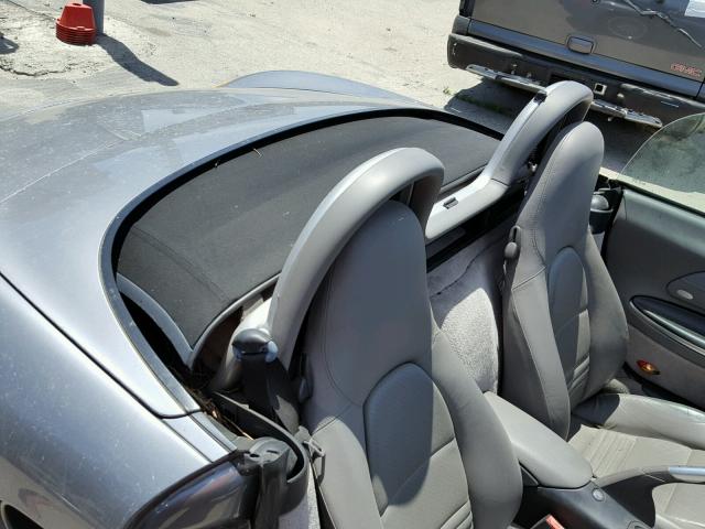 WP0CB29801U664661 - 2001 PORSCHE BOXSTER S GRAY photo 6