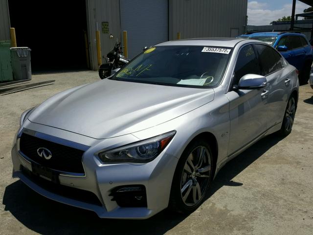 JN1AV7AR1FM850008 - 2015 INFINITI Q50 HYBRID SILVER photo 2