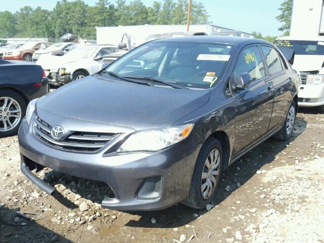 2T1BU4EE2DC935329 - 2013 TOYOTA COROLLA BA GRAY photo 2