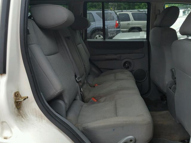 1J8HH48N66C226370 - 2006 JEEP COMMANDER WHITE photo 6