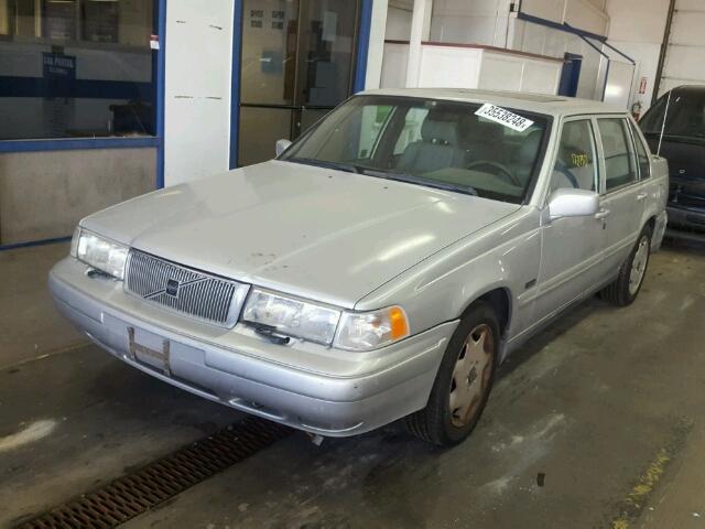 YV1KS9603V1114570 - 1997 VOLVO 960 SILVER photo 2