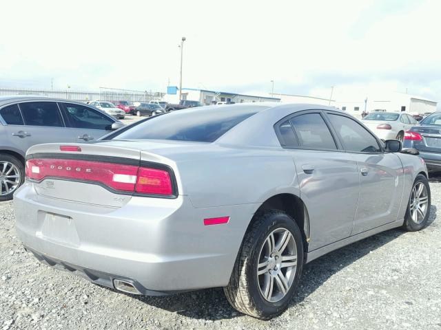 2C3CDXHG1EH361675 - 2014 DODGE CHARGER SX GRAY photo 4