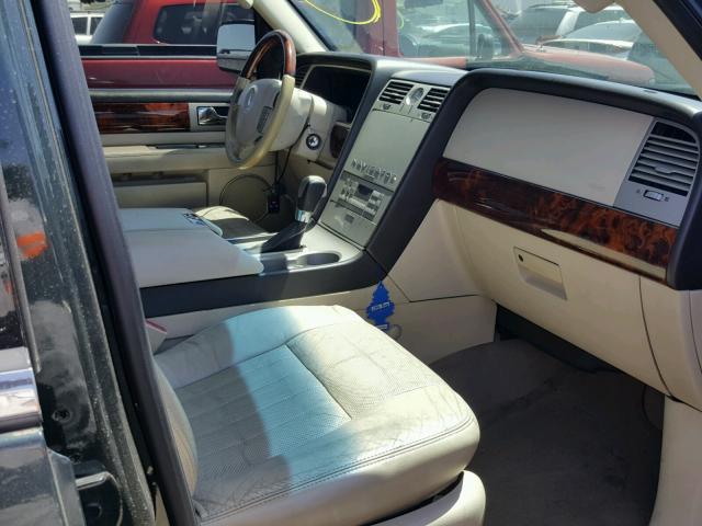 5LMFU27R23LJ38519 - 2003 LINCOLN NAVIGATOR GREEN photo 5