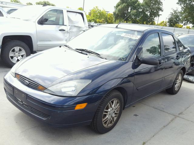 1FAFP34343W151247 - 2003 FORD FOCUS SE C BLUE photo 2