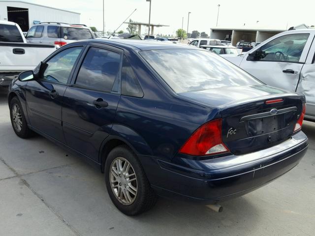 1FAFP34343W151247 - 2003 FORD FOCUS SE C BLUE photo 3