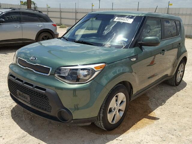 KNDJN2A25E7048674 - 2014 KIA SOUL GREEN photo 2