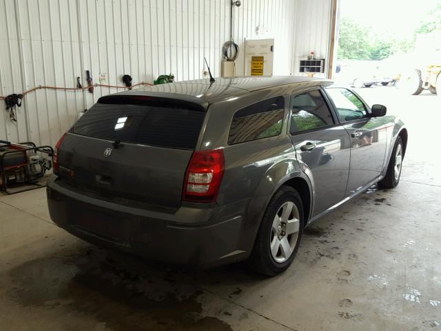 2D4FV47TX8H104315 - 2008 DODGE MAGNUM GRAY photo 4