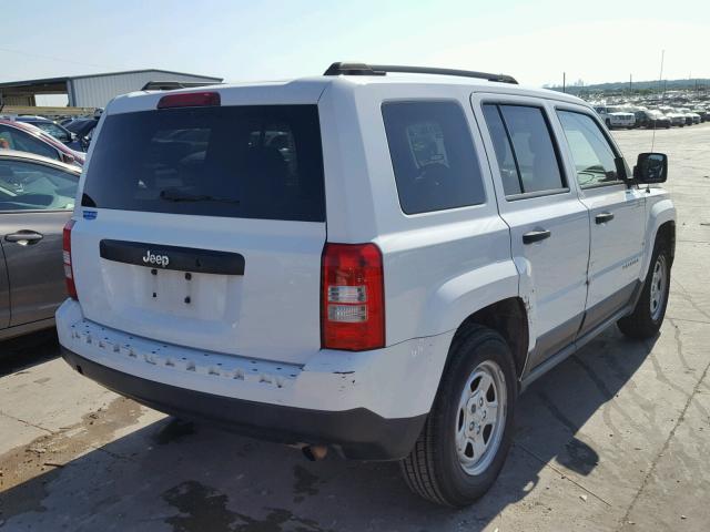 1J4NT1GA1BD189183 - 2011 JEEP PATRIOT SP WHITE photo 4