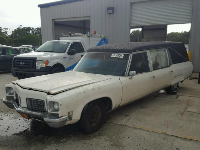 3T60T2M511691 - 1972 CADILLAC HEARSE WHITE photo 2