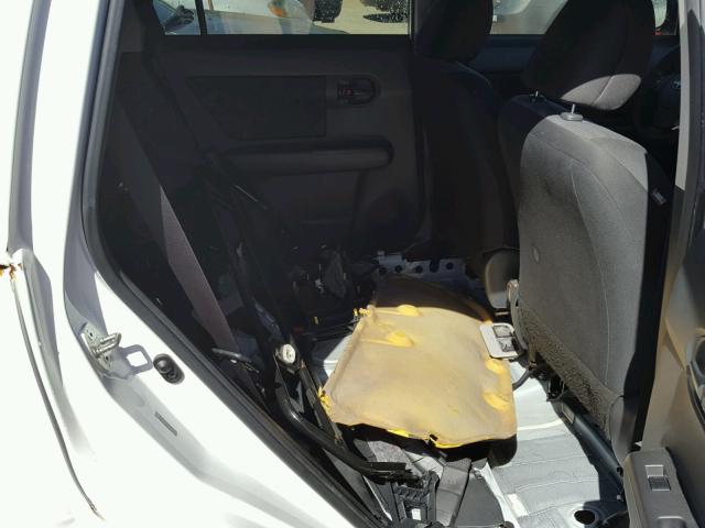 JTLZE4FE6EJ066335 - 2014 TOYOTA SCION XB თეთრი ფოტო 6