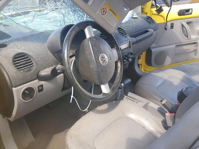 3VWCK21C13M417251 - 2003 VOLKSWAGEN NEW BEETLE 黄色 照片 9