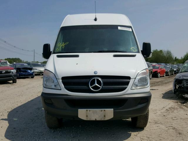 WD3PE8CC6C5725012 - 2012 MERCEDES-BENZ SPRINTER 2 WHITE photo 9