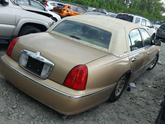 1LNFM82W5WY629225 - 1998 LINCOLN TOWN CAR S GOLD photo 4