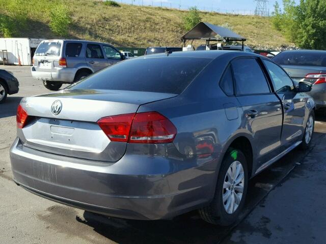 1VWAP7A30CC107910 - 2012 VOLKSWAGEN PASSAT S رمادي صورة 4