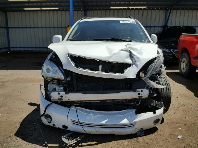 JTJHW31U472015021 - 2007 LEXUS RX 400H WHITE photo 9