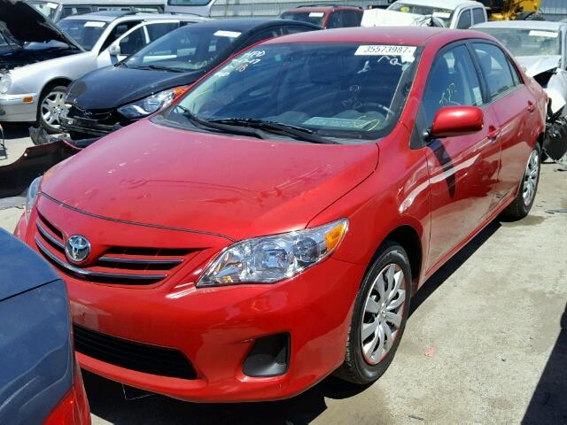 2T1BU4EE4DC094596 - 2013 TOYOTA COROLLA BA RED photo 2