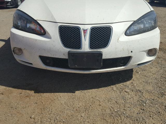 2G2WC55C061252222 - 2006 PONTIAC GRAND PRIX Білий фото 9