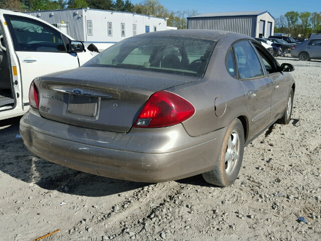 1FAFP552X2G273413 - 2002 FORD TAURUS SES BEIGE photo 4