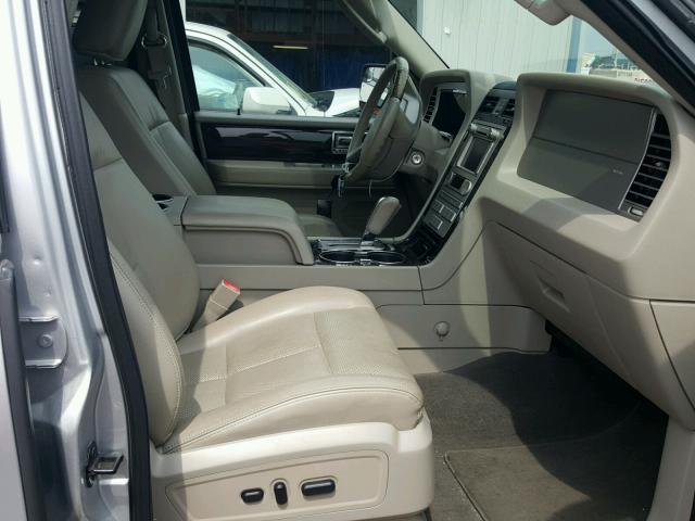5LMJJ3J53AEJ02225 - 2010 LINCOLN NAVIGATOR 银色 照片 5