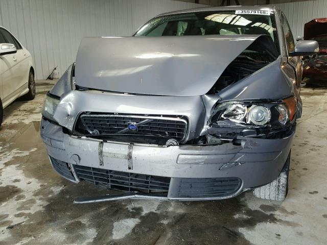 YV1MW382952066656 - 2005 VOLVO V50 2.4I GRAY photo 9