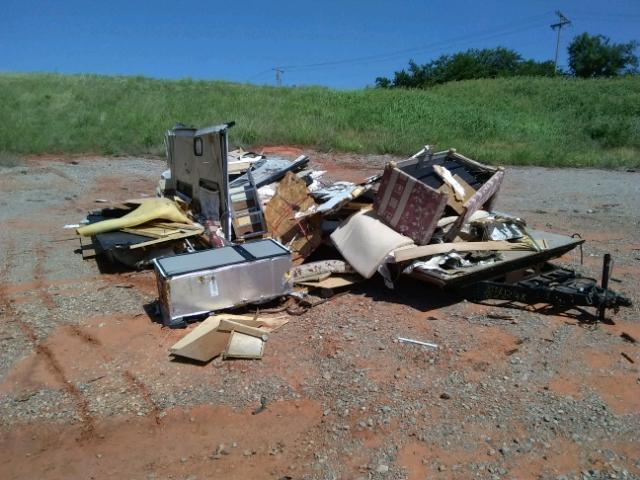 47CTBAT207K120999 - 2007 ADIR ADIRONDACK TWO TONE photo 1