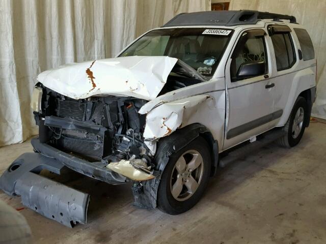 5N1AN08U26C541289 - 2006 NISSAN XTERRA OFF WHITE photo 2