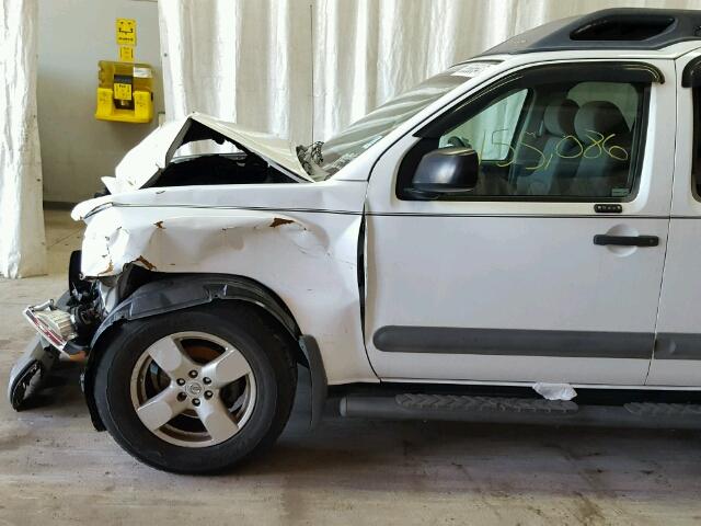 5N1AN08U26C541289 - 2006 NISSAN XTERRA OFF WHITE photo 9