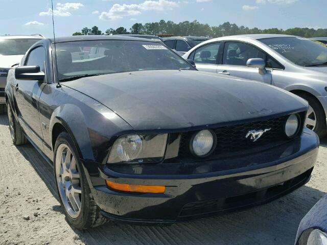 1ZVHT82H965131982 - 2006 FORD MUSTANG GT BLACK photo 1