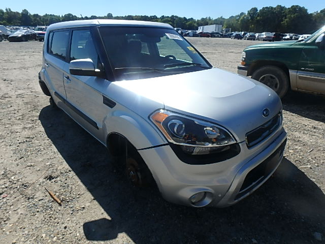 KNDJT2A62D7639410 - 2013 KIA SOUL + SILVER photo 1