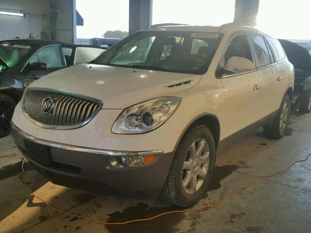 5GAKRBED8CJ151576 - 2012 BUICK ENCLAVE CREAM photo 2