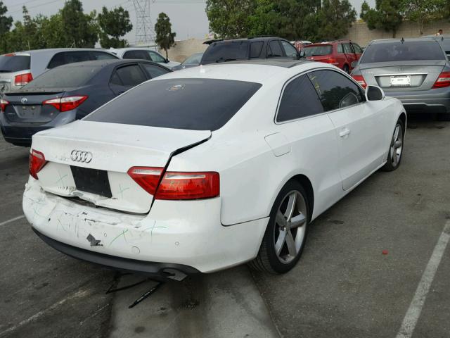 WAUDK78TX9A029867 - 2009 AUDI A5 QUATTRO WHITE photo 4