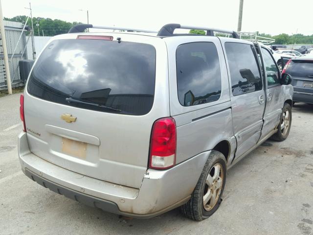 1GNDV33158D205933 - 2008 CHEVROLET UPLANDER L GRAY photo 4