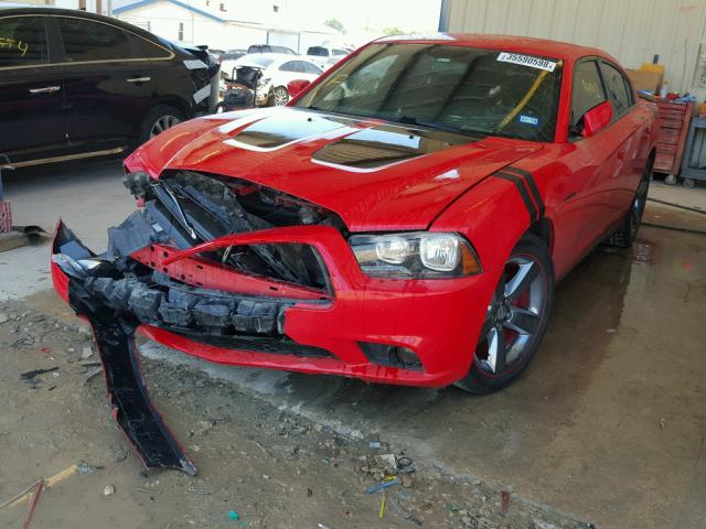 2C3CDXHG5EH155923 - 2014 DODGE CHARGER SX RED photo 2