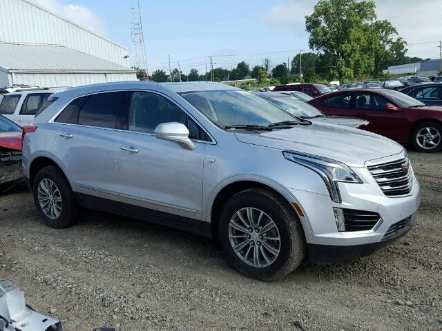 1GYKNBRS0HZ243206 - 2017 CADILLAC XT5 SILVER photo 9