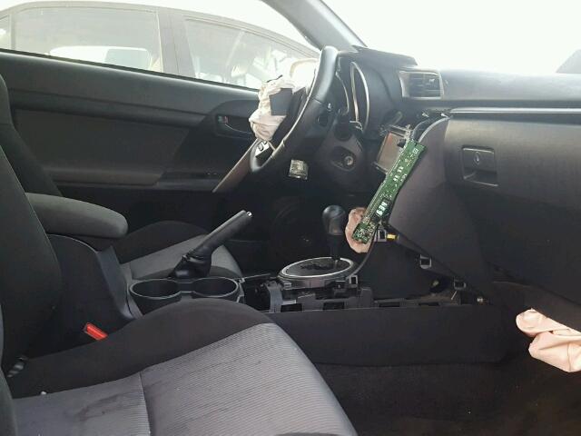 JTKJF5C71E3066791 - 2014 TOYOTA SCION TC 黑色 照片 5