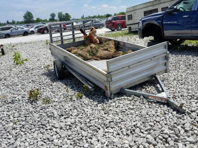 2SSUB11A1CG047669 - 2012 MISC TRAILER Արծաթագույն լուսանկար 1