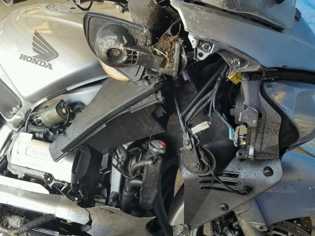 JH2SC51017M500514 - 2007 HONDA ST1300 SILVER photo 10